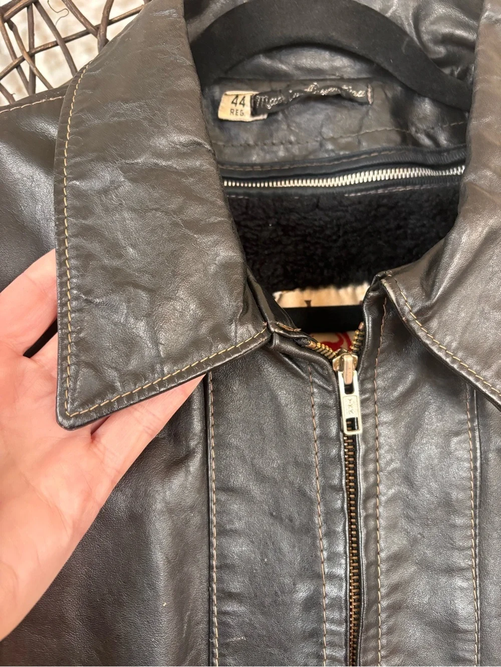 Vintage Sears The Leather Shop Black Leather Jacket Sherpa Lined Sz 44R Zip Moto